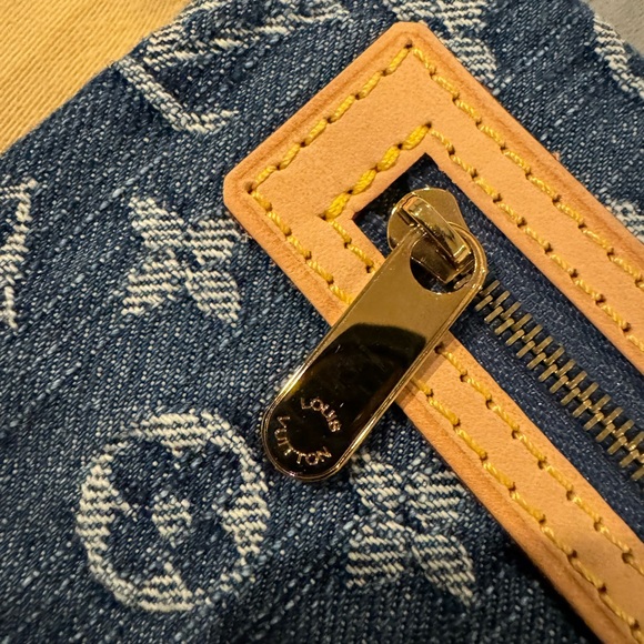 Louis Vuitton Blue Denim Monogram Clutch Push Lock Pochette Plat - Picture 5 of 16